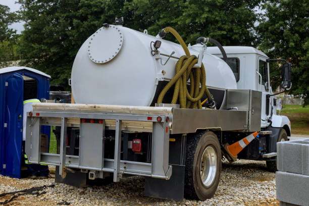 Best Portable restroom trailer rental  in Springfield, MN